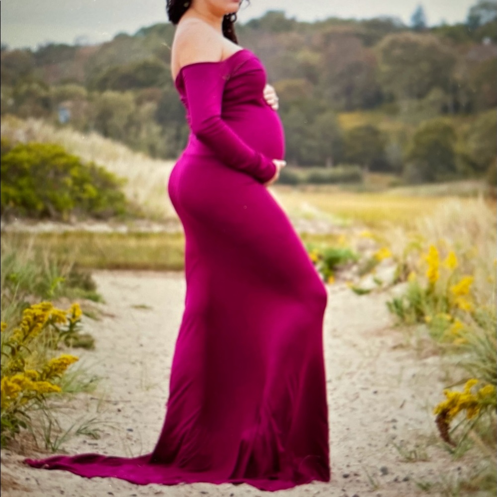 Fitted Maternity Gown for Photo Shoot-Long Maternity Dress